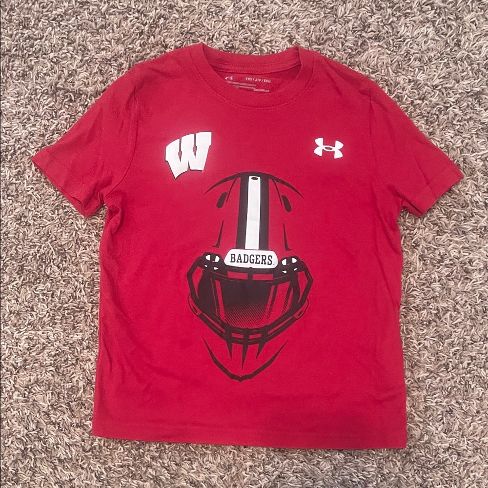 Under Armour Wisconsin Badgers shirt